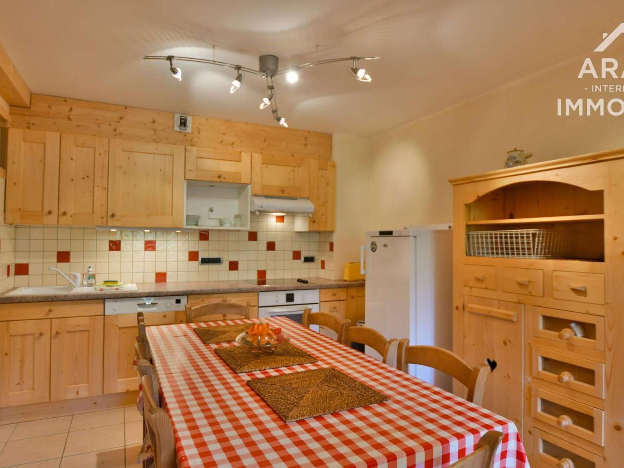 Chalet Le Grand-Bornand, 10 pièces, 18 personnes - FR-1-391-29 Extérieur photo